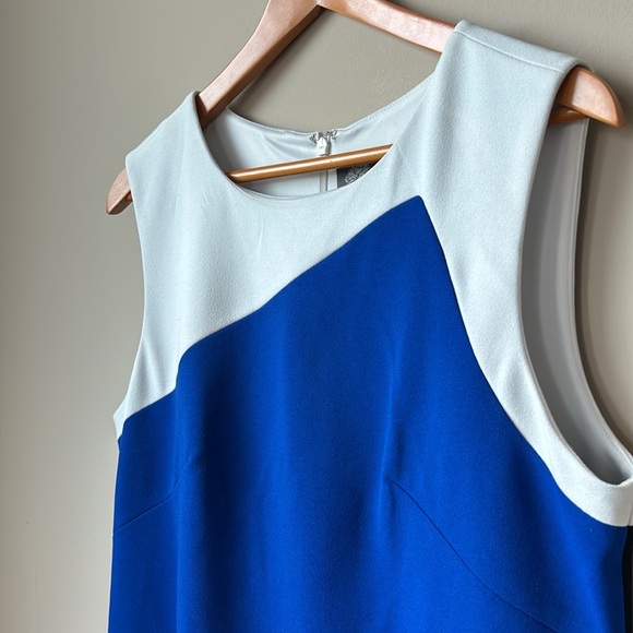 VINCE CAMUTO blue, black, and white color block shift dress size 14 - Picture 2 of 5